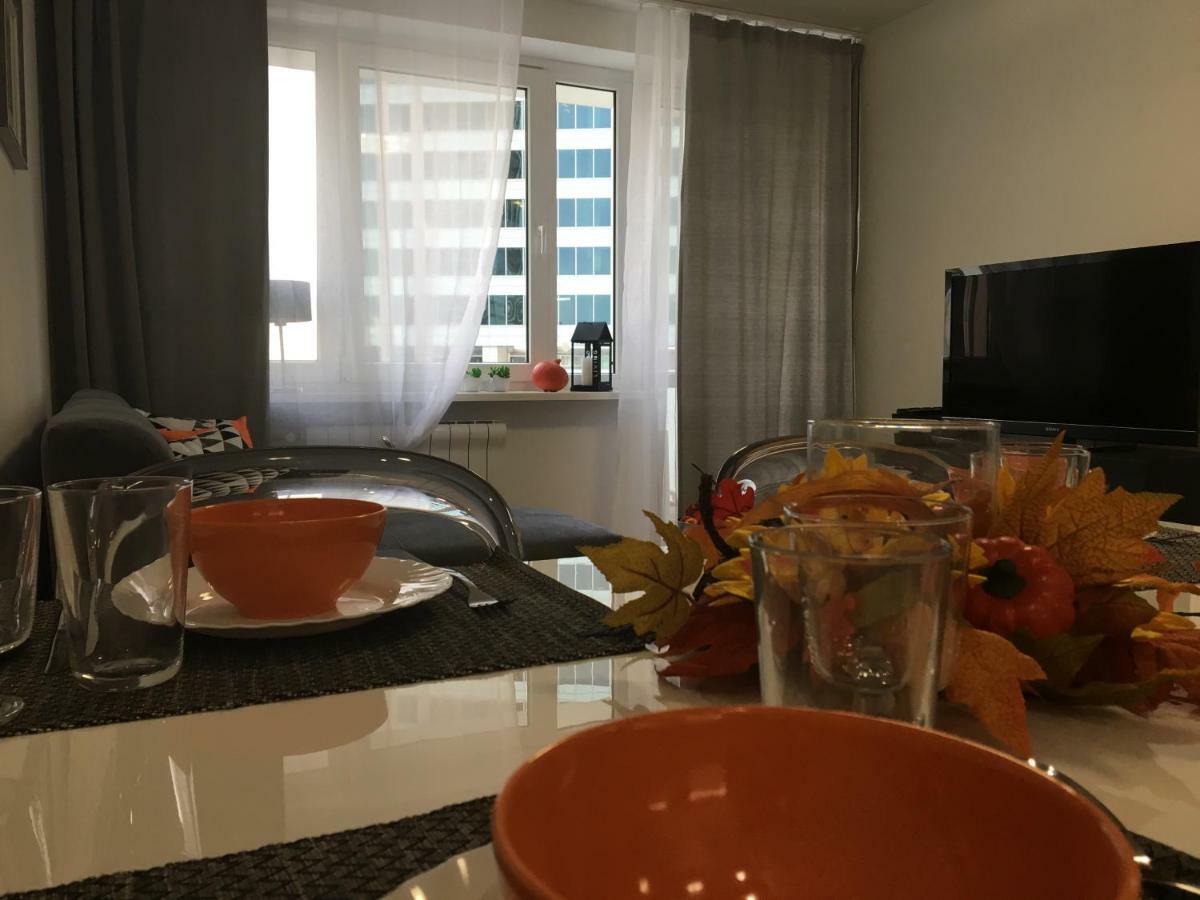 Apartament Emilia Apartment Варшава Екстериор снимка